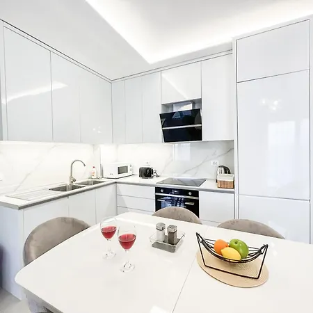 Family 1157 Apartment Golem (Tirana)